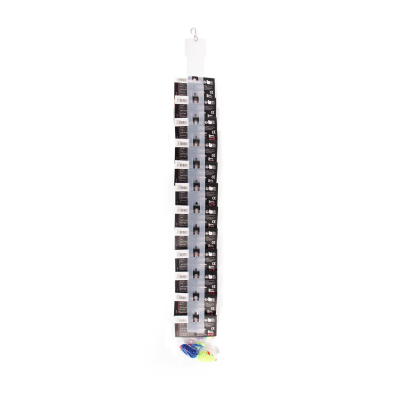 Clip strip display with 12 toy pouches - UNISEX for cats