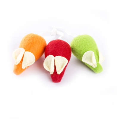 Set of cat toys - Loose felt mice